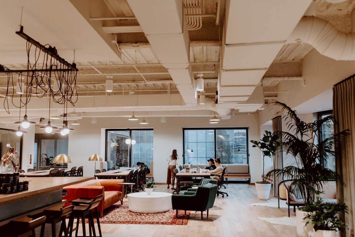 Common Desk - Dallas Arts District