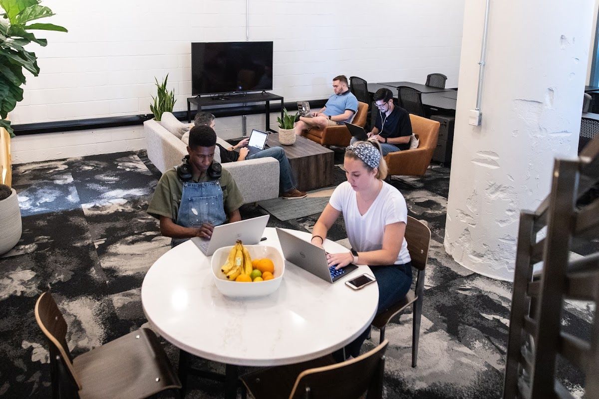 Common Desk - West End 4