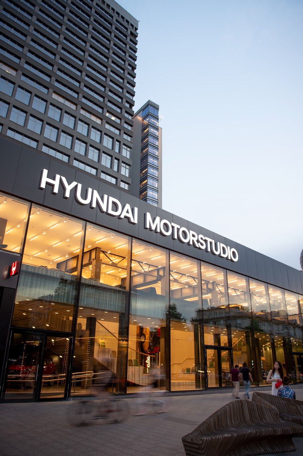Hyundai Motorstudio Moscow 3
