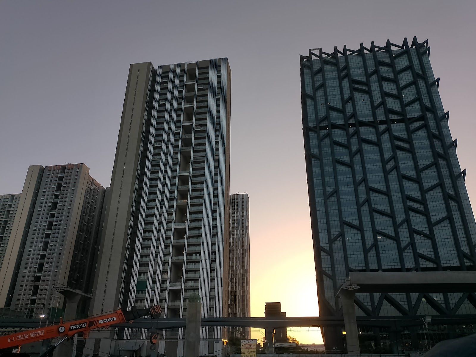 VIOS Tower 4